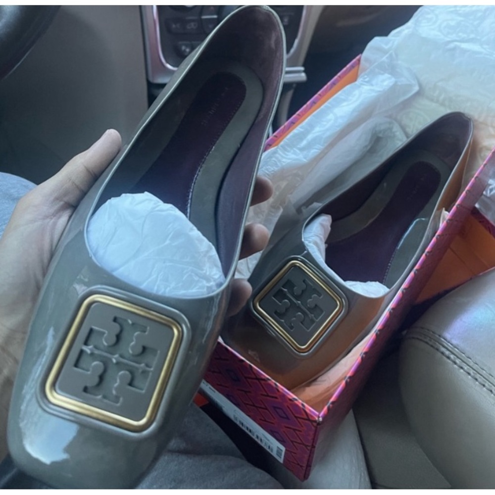 Brand New Tory Burch Georgia Flat - Smoke Grey